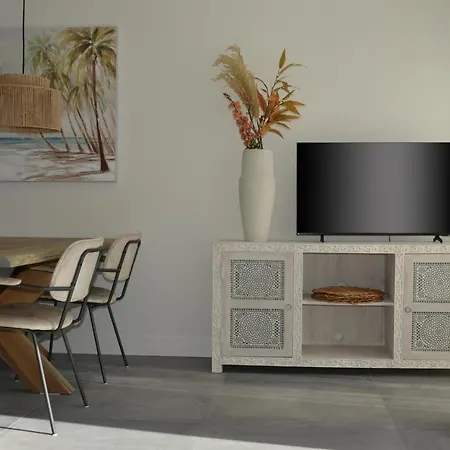 Olive Beach, Luxury Beachhouse 150 M From The