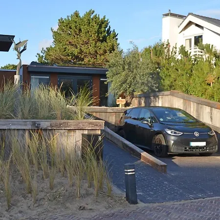 Olive Beach, Luxury Beachhouse 150 M From The Apartment