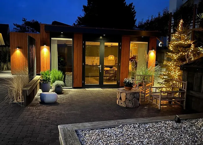 Olive Beach, Luxury Beachhouse 150 M From The Apartment